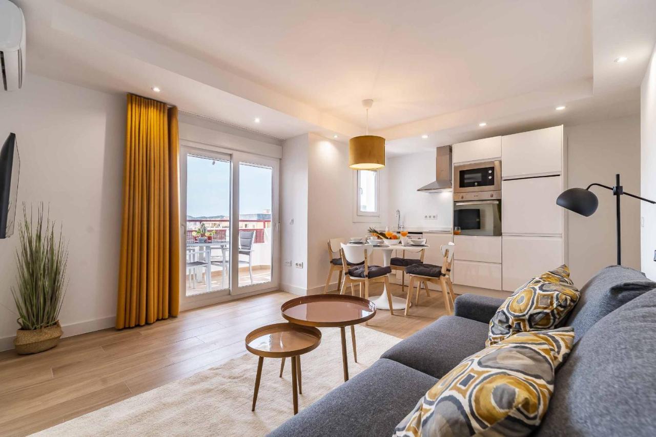 Sur Suites Palmeras 9 Фуэнхирола Экстерьер фото